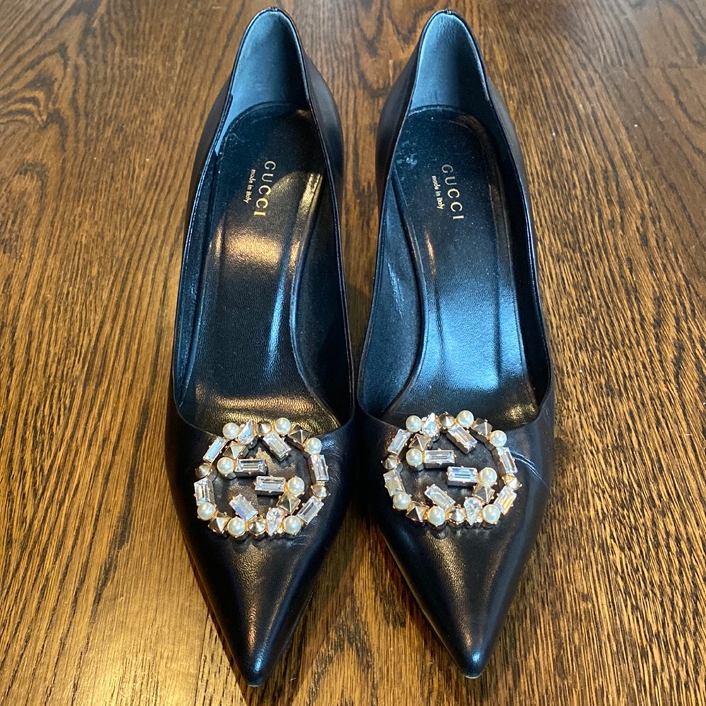Gucci logo embellished heels